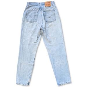 Vintage 550 Levi’s Jeans | Size 29” | Relaxed Fit Tapered Leg |